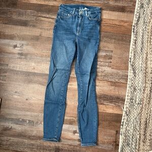 H&M Women's Blue Skinny Jeans